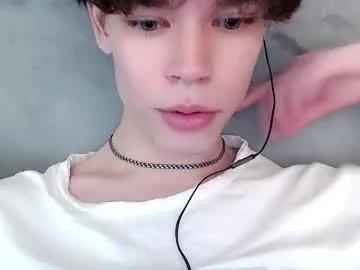 Freechat pawclaw on Chaturbate