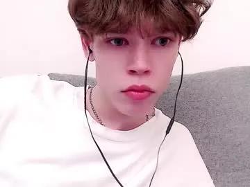 Freechat pawclaw on Chaturbate