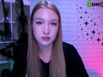 Freechat playful_sophie on Chaturbate