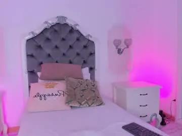 Freechat pollygrey_ on Chaturbate