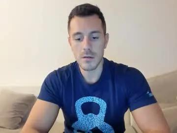 roberto4ever — GOAL TAKE OFF T-SHIRT #muscle #bigass #cum #flexing #private [80 tokens remaining]