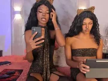 Freechat rosaly_rodman on Chaturbate