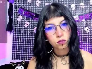 Freechat rose_72 on Chaturbate