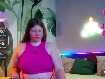 Freechat rubyvalen on Chaturbate