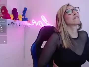 Freechat scarlett_079 on Chaturbate