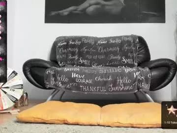 Freechat sexy_emeli on Chaturbate