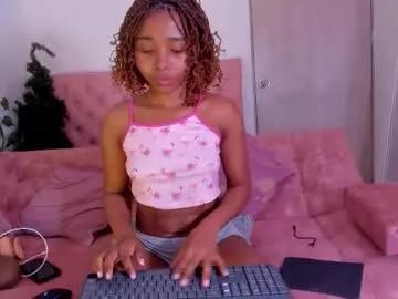Freechat sexybrunnetem on Chaturbate