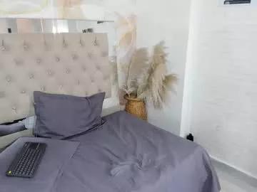 Freechat shanntal__ on Chaturbate