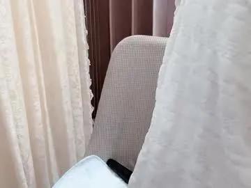 Freechat shellysan on Chaturbate