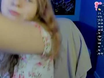 Freechat soft_as_a_flower on Chaturbate