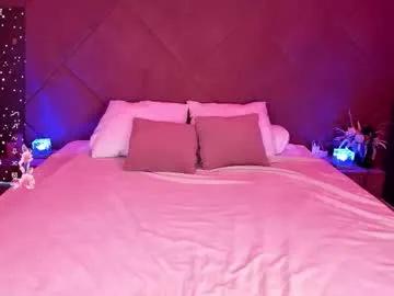 Freechat soft_as_a_flower on Chaturbate