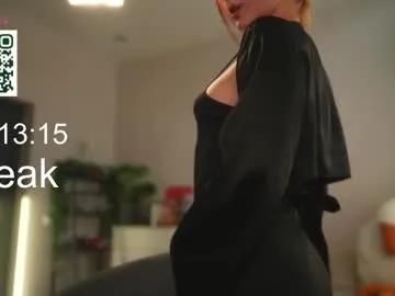 suk_ki — Goal: neon show [1999 left] heey fav vibe 28/48/181/888 <3 #redhead #tattoo #deepthroat #dance #latex