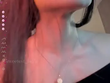 sweetest_bella on Chaturbate