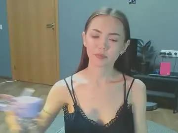 Freechat sweetieee_kira on Chaturbate