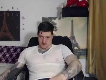 Freechat tattooedhunk_ on Chaturbate