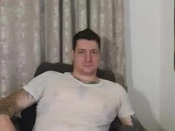 Freechat tattooedhunk_ on Chaturbate