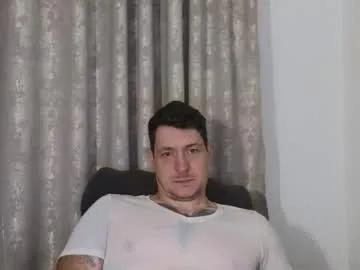 Freechat tattooedhunk_ on Chaturbate