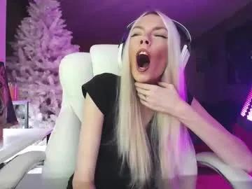 tinykylie — short rent this month how ah lump on my dogs thigh</3 :'( Rent goal and cat/dog spayed. Lovense always in. tip to vibrate  #lovense , #shy , #bigboobs , #gaming , #young