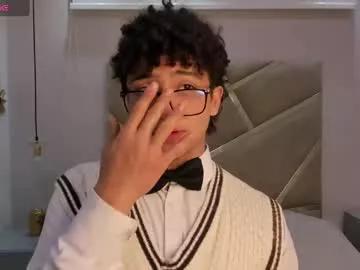 Freechat valentin0_3 on Chaturbate