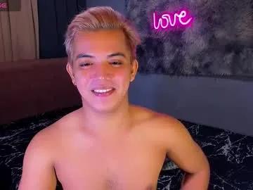 Freechat yourasian_bradley on Chaturbate