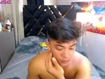 Freechat yourasian_bradley on Chaturbate