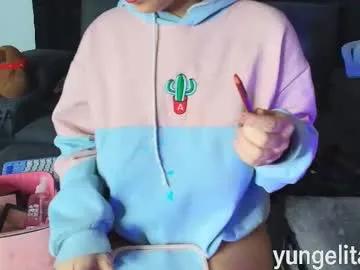 Group yungelitamor_ on Chaturbate