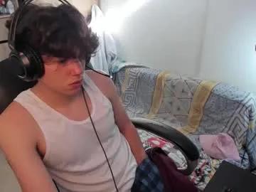 Freechat yurii_moody on Chaturbate