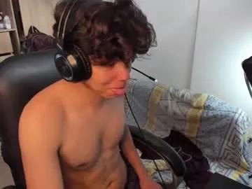 Freechat yurii_moody on Chaturbate