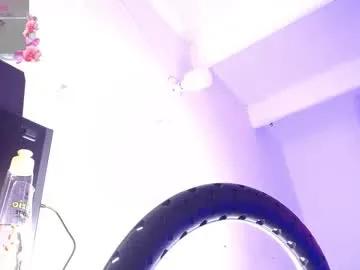 Freechat zoeroux_ on Chaturbate
