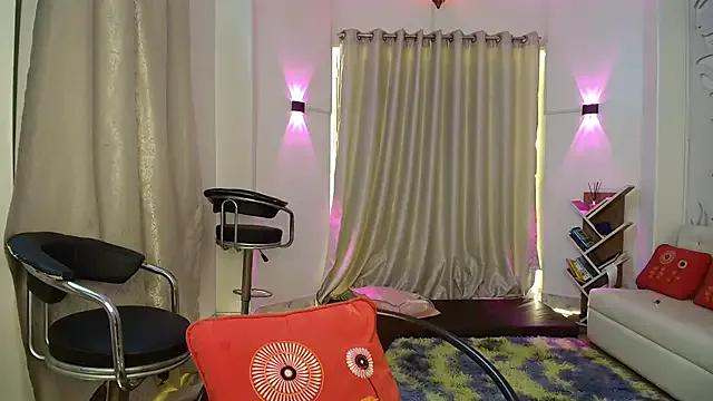 Freechat _Lunaaa on StripChat