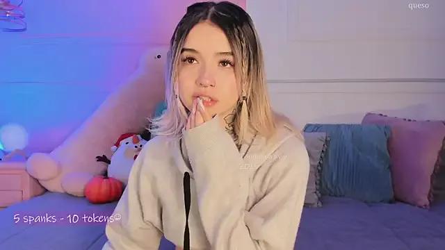 StripChat _Tammara_ is Freechat _Tammara_ — nipple play + saliva