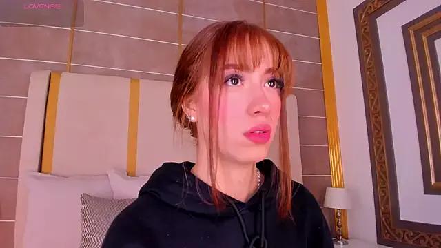 Group AbigailCarter on StripChat