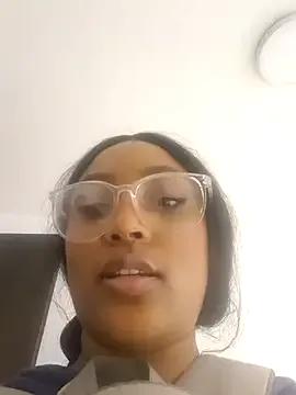 Freechat Adelehottman on StripChat