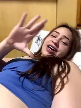 Freechat AgnesCampp on StripChat