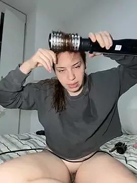 Freechat AgnesCampp on StripChat