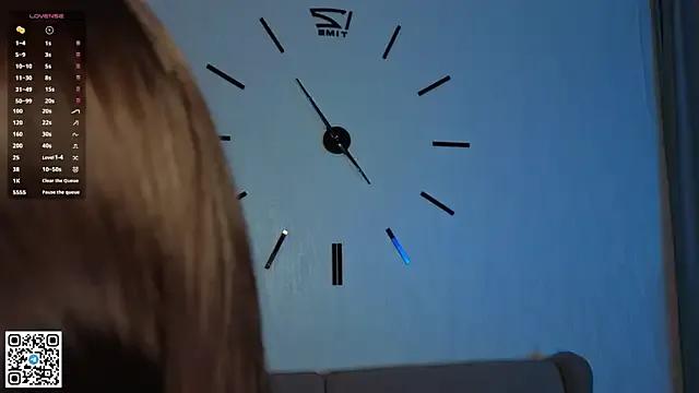 Freechat AlberthaEscue on StripChat