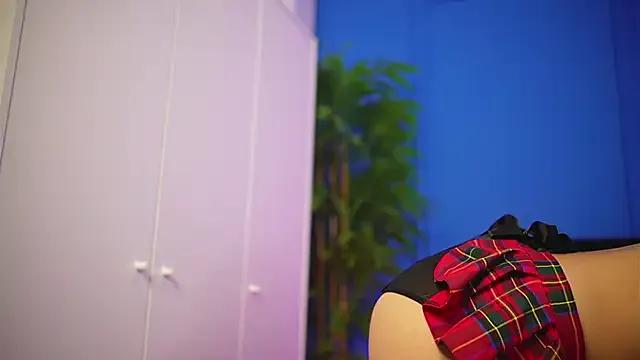 Freechat alexxisrae on StripChat