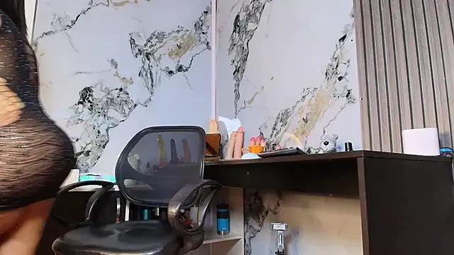 Freechat AlixLong on StripChat