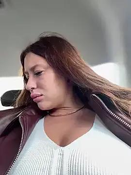 Freechat AndreaMood on StripChat