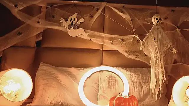 Private angelinepossy on StripChat