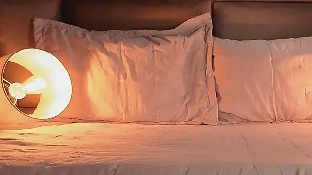 Private angelinepossy on StripChat