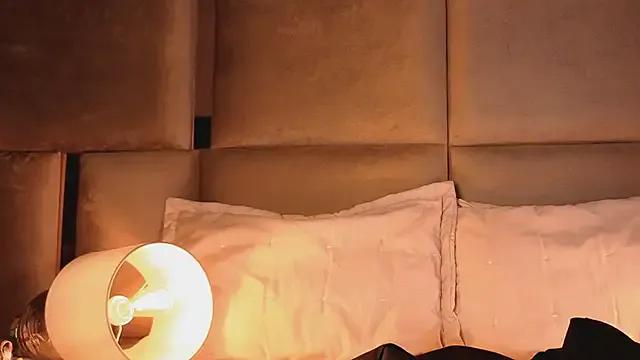 Private angelinepossy on StripChat