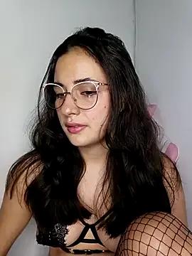 Freechat baaby-miiaa on StripChat