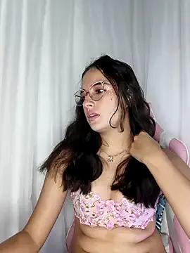 Freechat baaby-miiaa on StripChat