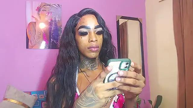 StripChat badgirls_cx is Freechat badgirls_cx — Britney shows your beautiful naked body