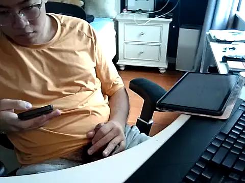 Freechat big-pig on StripChat