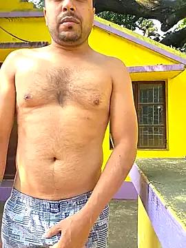 BindaasBong — Full naked for 5 mins