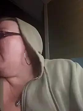 Freechat Budd_Bunney on StripChat