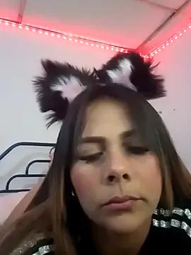 Freechat camila_rogue on StripChat
