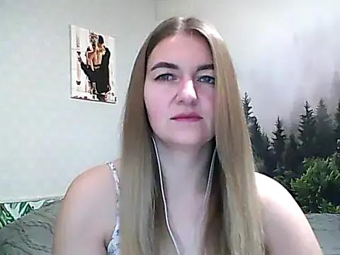 Freechat CandyOLimeX on StripChat